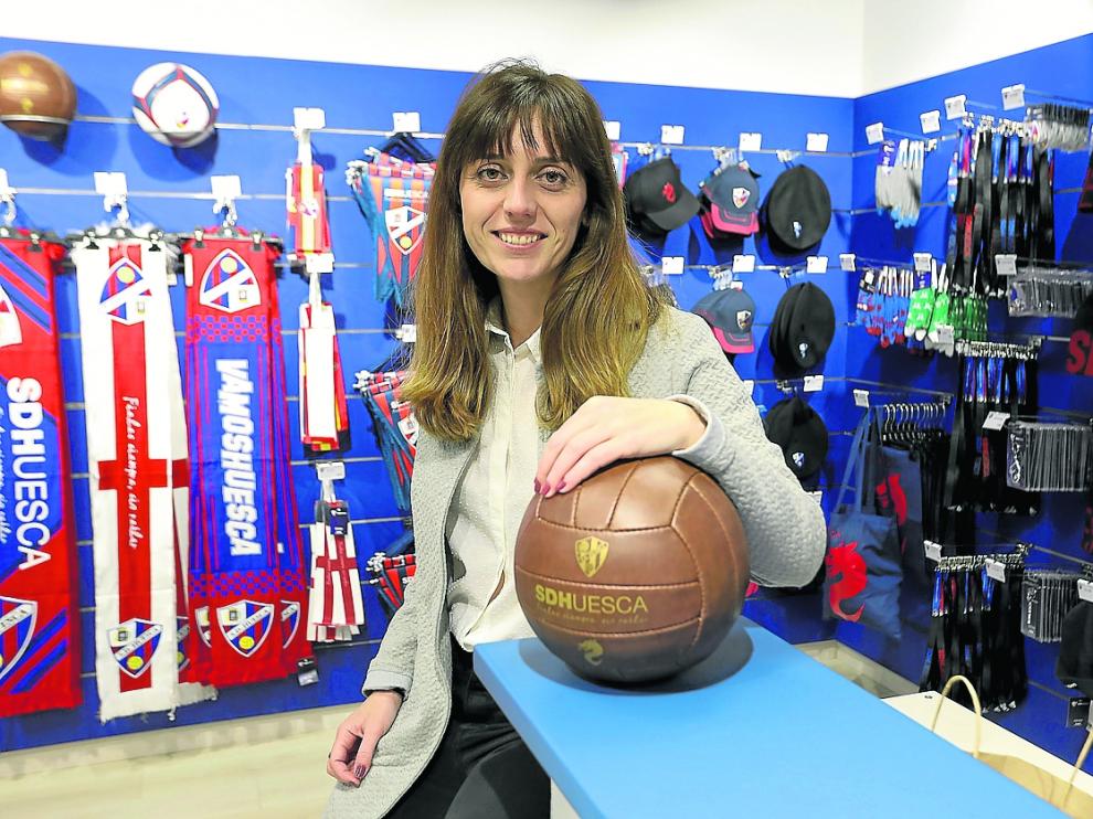 Azucena Garanto, responsable del fútbol femenino en el Huesca.
