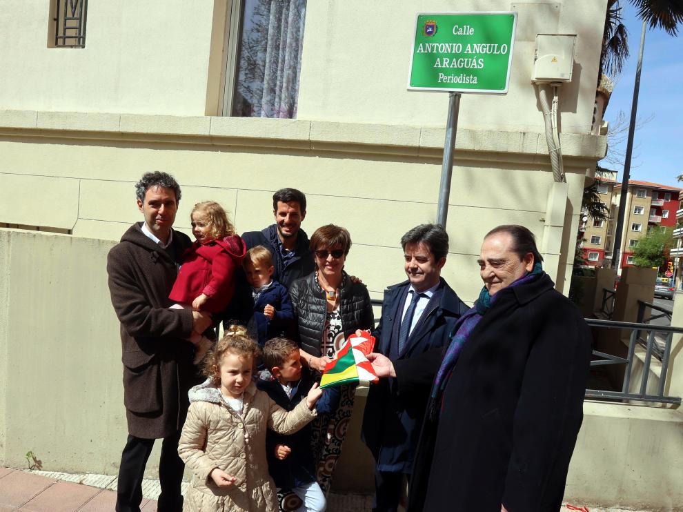 El acto ha evidenciado, una vez más, el cariño que Antonio Angulo se granjeó durante toda su vida.
