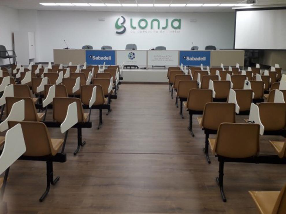 Salón de la Lonja de Binéfar