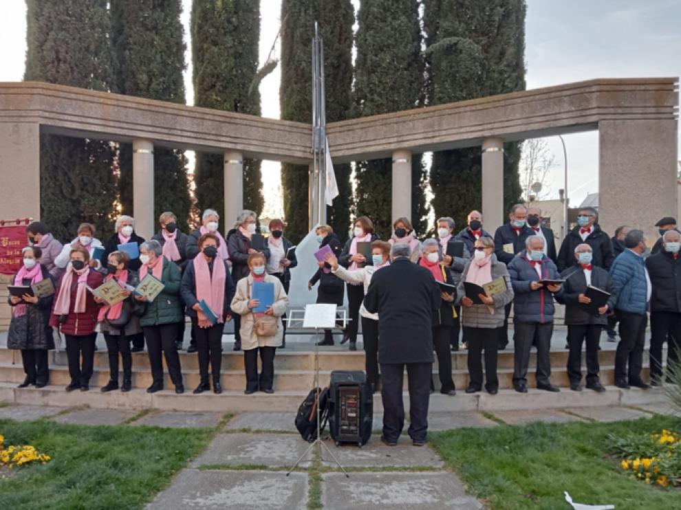 Miembros del hogar de Mayores de Huesca, participaron en marzo de este año en el programa ‘Voces por la paz’ del Rotary Club.