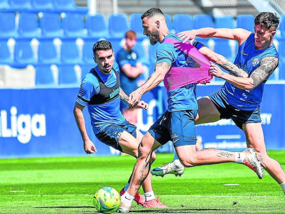 El Huesca ha trabajado con intensidad durante la semana.