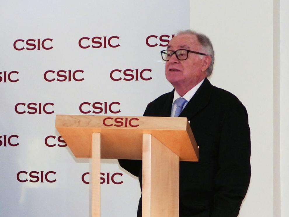 Arturo Carcavilla Castro, en la entrega de la distinción del CSIC.
