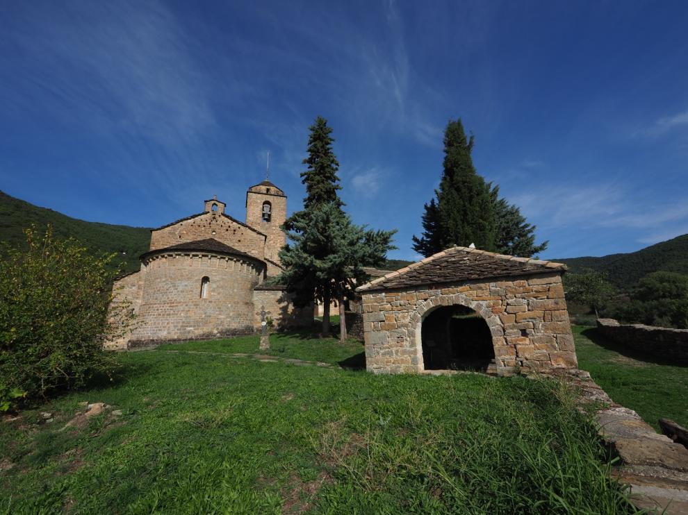 Iglesia y esconjuradero de San Vicente de Labuerda.