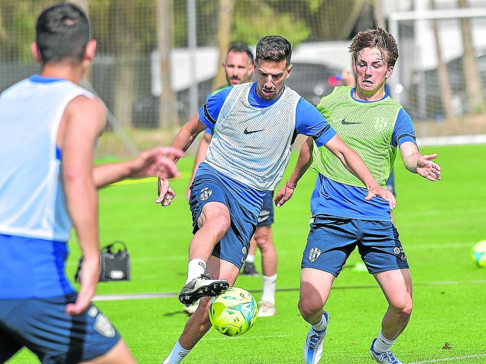 Xisco Muñoz tendrá las bajas de Pulido, Gerard Valentín, Lombardo y Poveda por lesión y de Insua y Escriche por sanción.