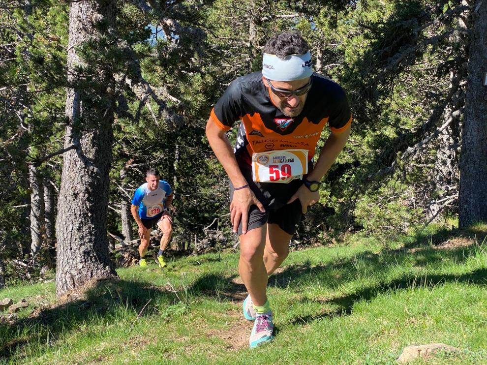 En pleno esfuerzo durante la carrera celebrada el sábado en Gavín.