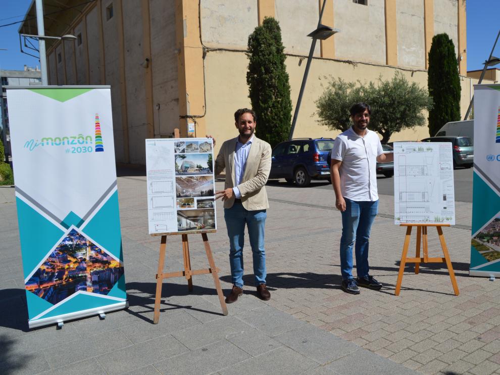 Isaac Claver y Miguel Hernández han presentado el proyecto de rehabilitación integral de la Azucarera.
