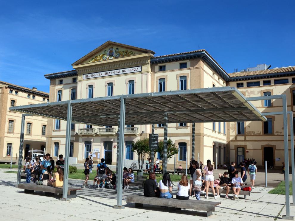 La Facultad de Empresa y Gestión Pública del campus de Huesca.