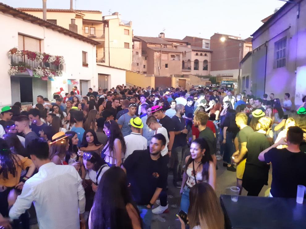 Baile en plaza Santa Ana durante las fiestas mayores 2019.