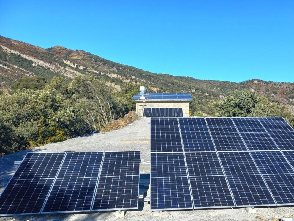 Imagen de la nueva central fotovoltaica de Ascaso.