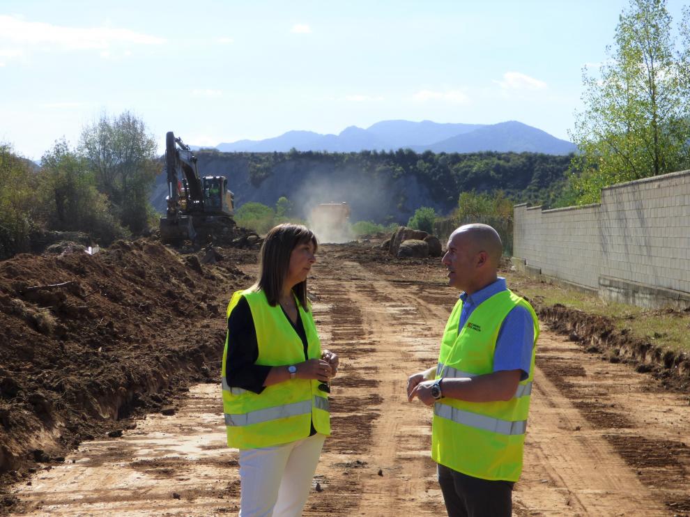 Berta Fernández junto a Carlos Gamarra.