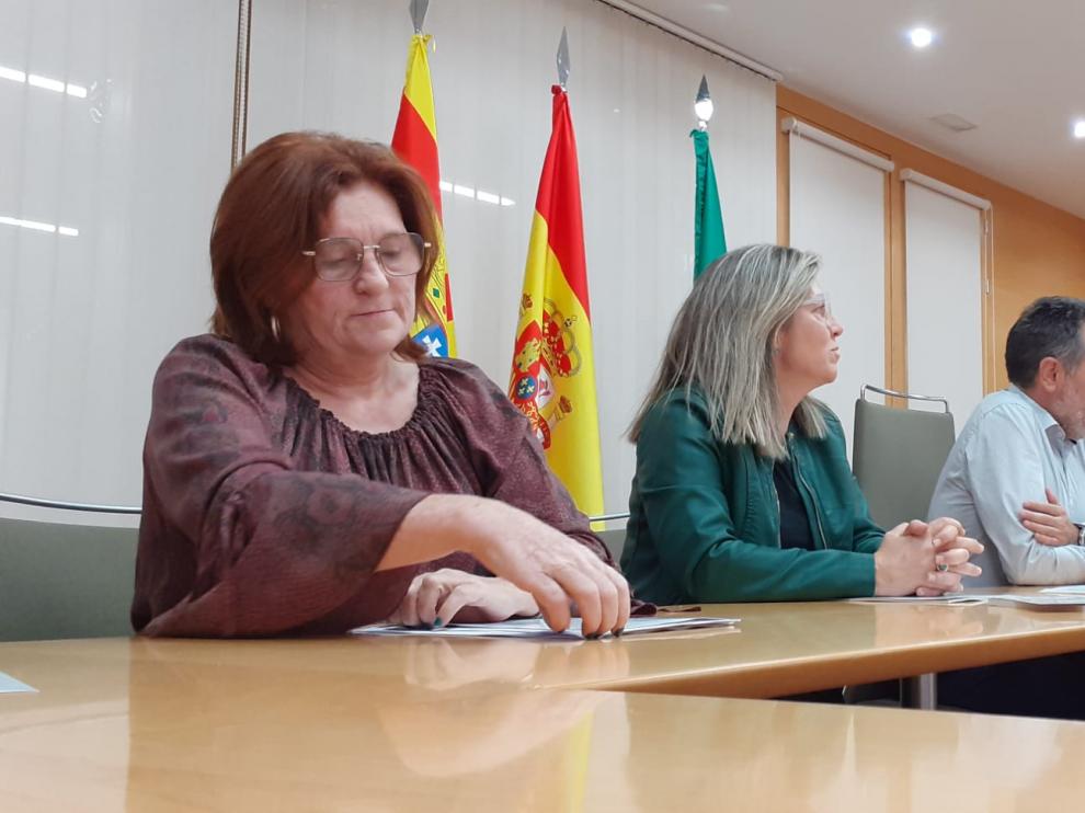 Cristina Canales, Silvia Galindo, Santiago Burgos, Jacqueline Orús y Sergio Beltrán, en la presentación de las fiestas de Fraga.