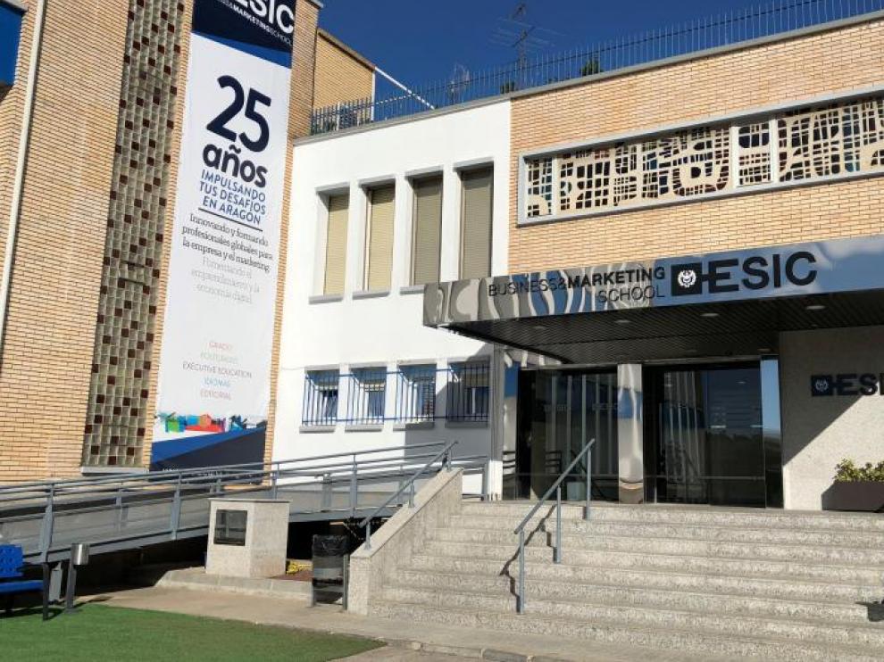 Sede de la Escuela de Negocios ESIC en Zaragoza.