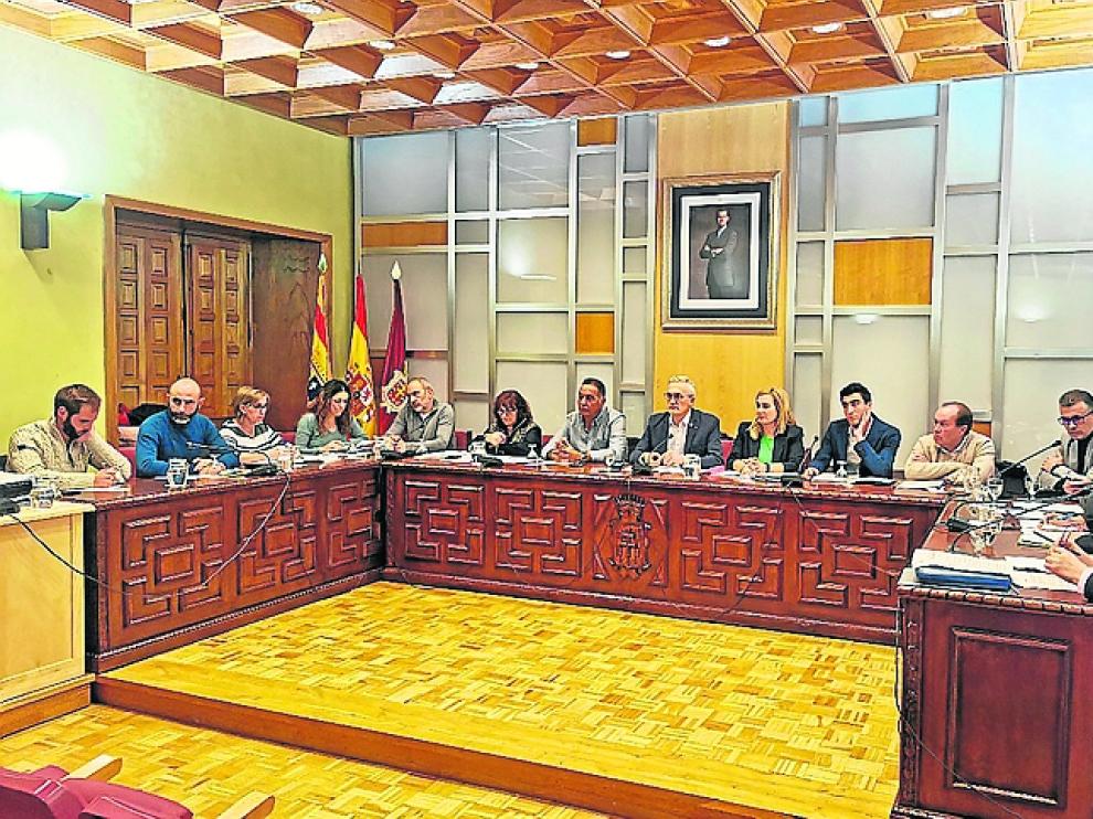 Un instante del pleno del Ayuntamiento de Jaca celebrado el miércoles pasado.