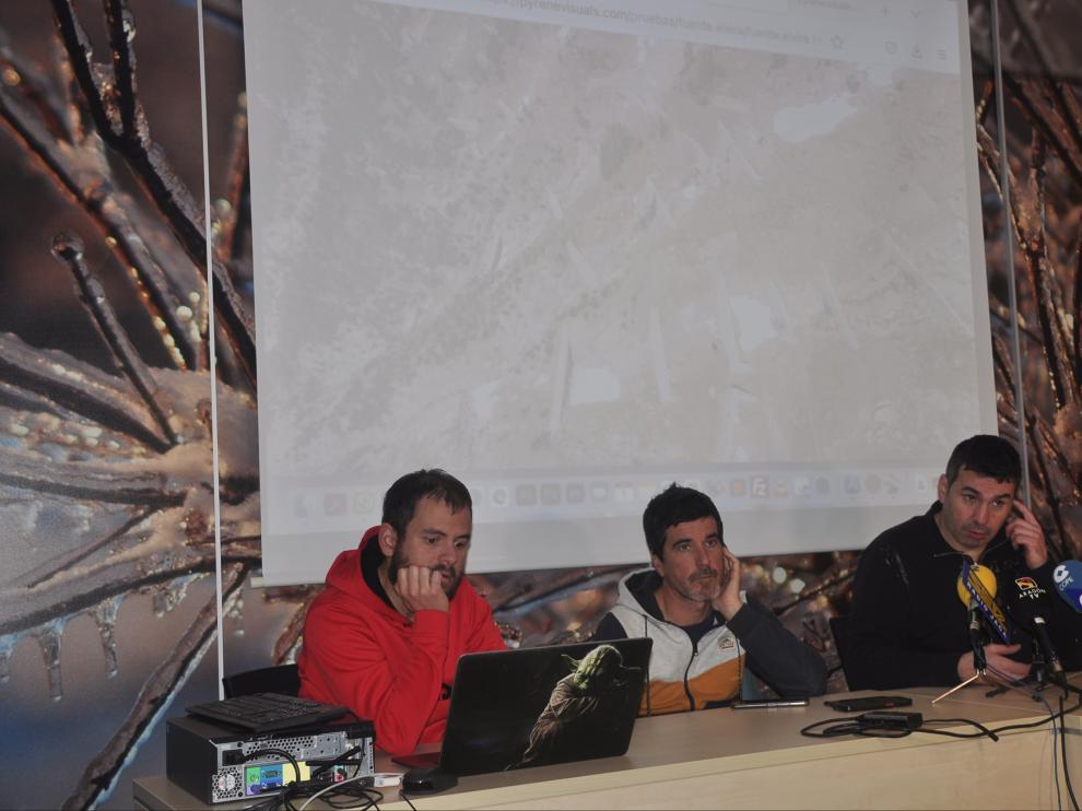 Álex Varela, Iván González y Fernando Sánchez, en el centro A Lurte, al presentar la nueva temporada.