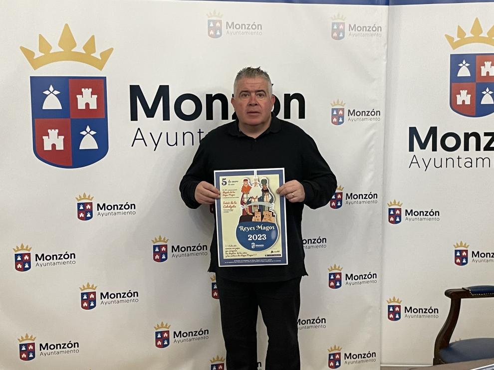 Javier Vilarrubí, concejal de festejos de Monzón, ha presentado los detalles de la cabalgata de Reyes.