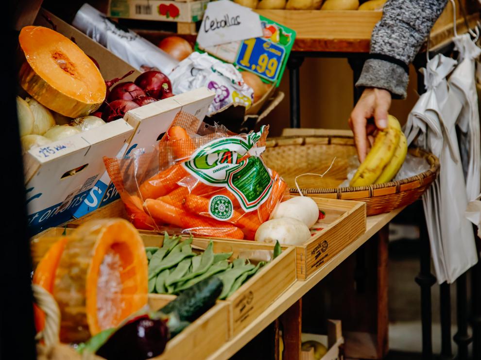 Los alimentos volvieron a ser el grupo más inflacionista al acabar el año, con un encarecimiento del 16,8 %.
