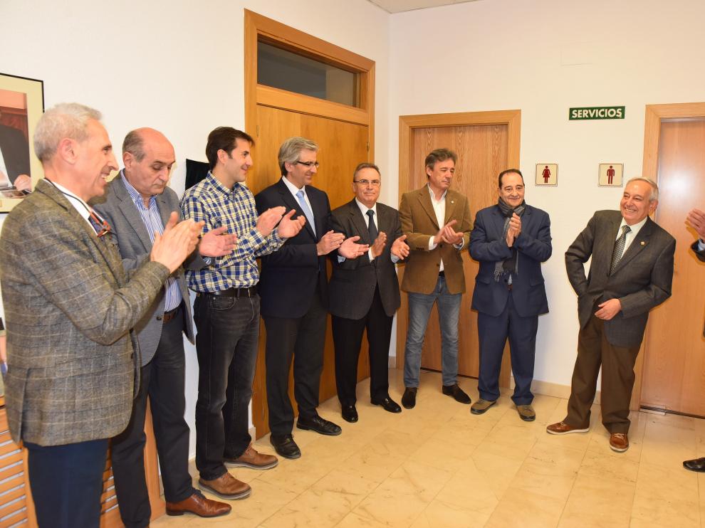 Foto de archivo del presidente y varios expresidentes de Ceos, en el homenaje a Luis Marco.