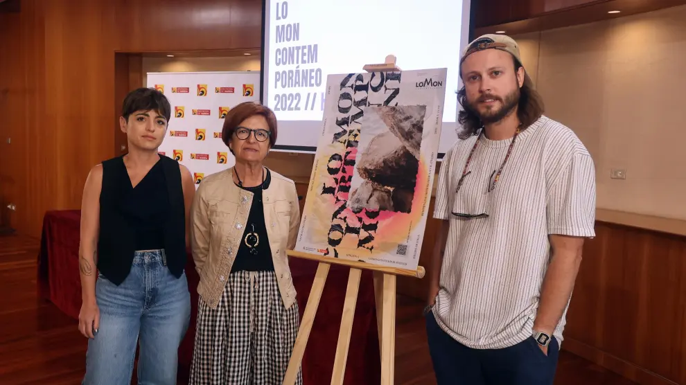 Elena López, Maribel de Pablo y Javier Idoipe este miércoles en la presentación de Lo Mon Contemporáneo.