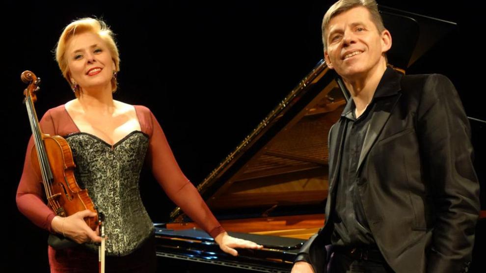 Clara Cernat y Thierry Huillet protagonizan el concierto de esta tarde en el Conservatorio de Huesca.