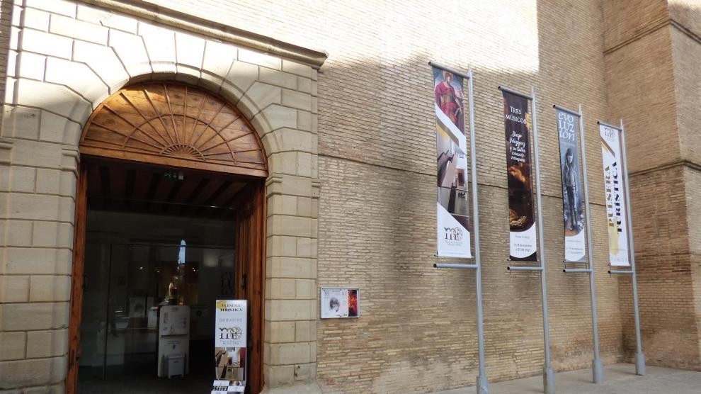 Entrada del Museo Diocesano de Barbastro-Monzón.