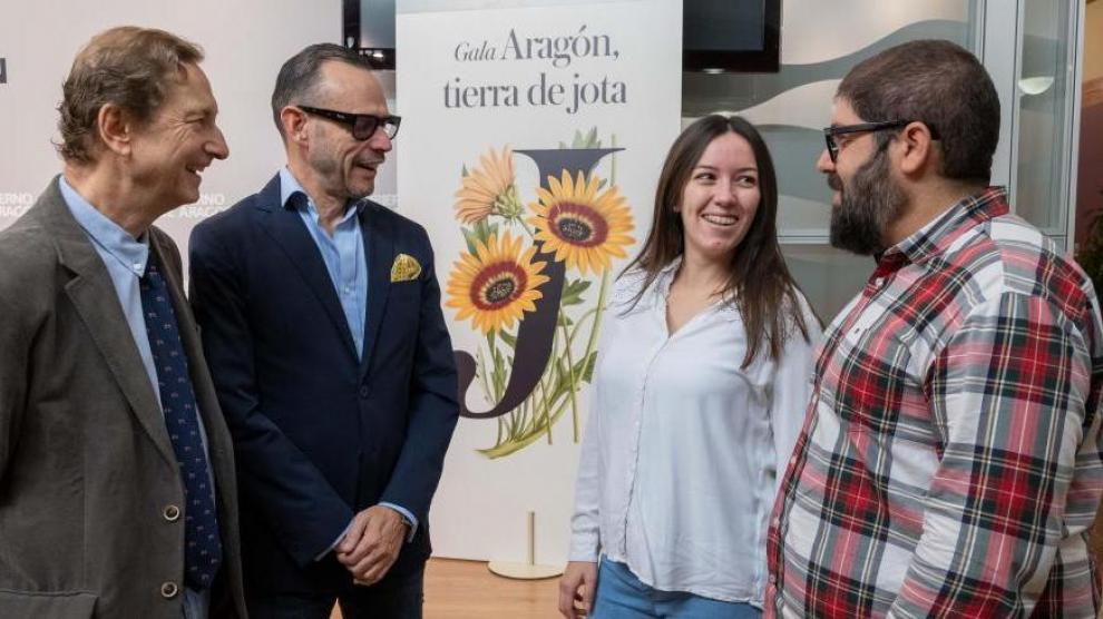José Luis Melero, Pedro Olloqui, Lorena Larrea y Sergio Aso presentaron la gala.