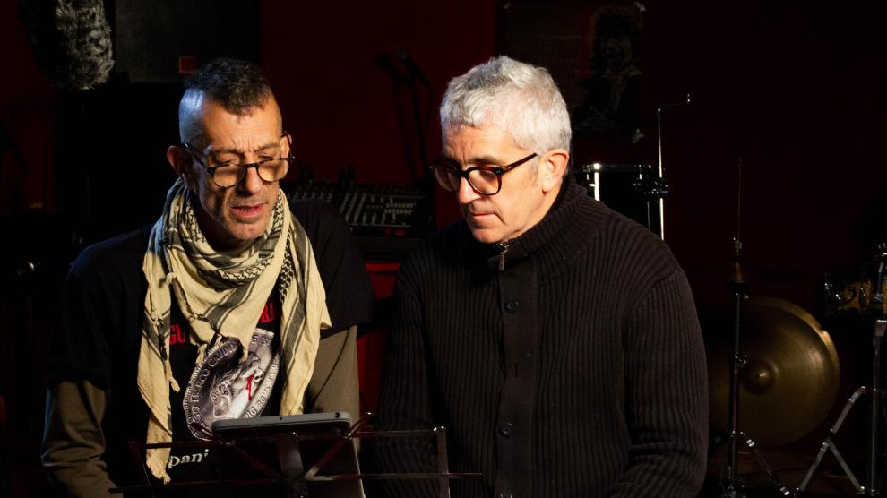 Manuel Méndez Lozano y J. Alberto Andrés en la grabación del documental.