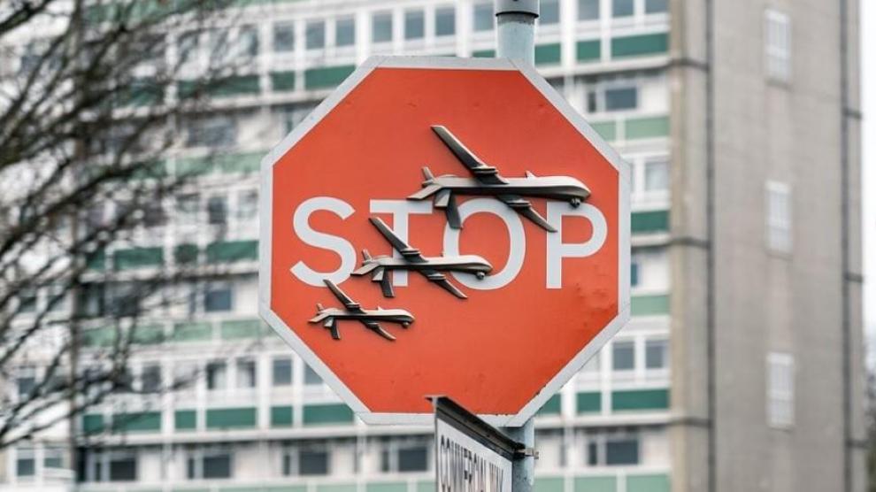 Las autoridades locales colocaron una nueva señal de stop en lugar de la obra de Bansky.