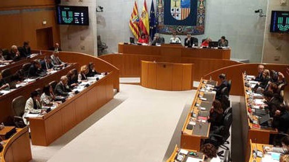 Unanimidad en las Cortes de Aragón para mantener los 14 escaños de la provincia de Teruel