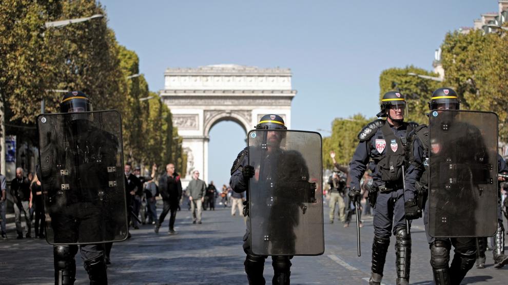 La jornada de protestas en París termina con unos 160 detenidos