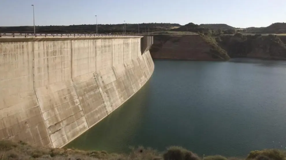 Embalses de la cuenca del Ebro al 89,3 % tras bajar un 1,7 % la última semana
