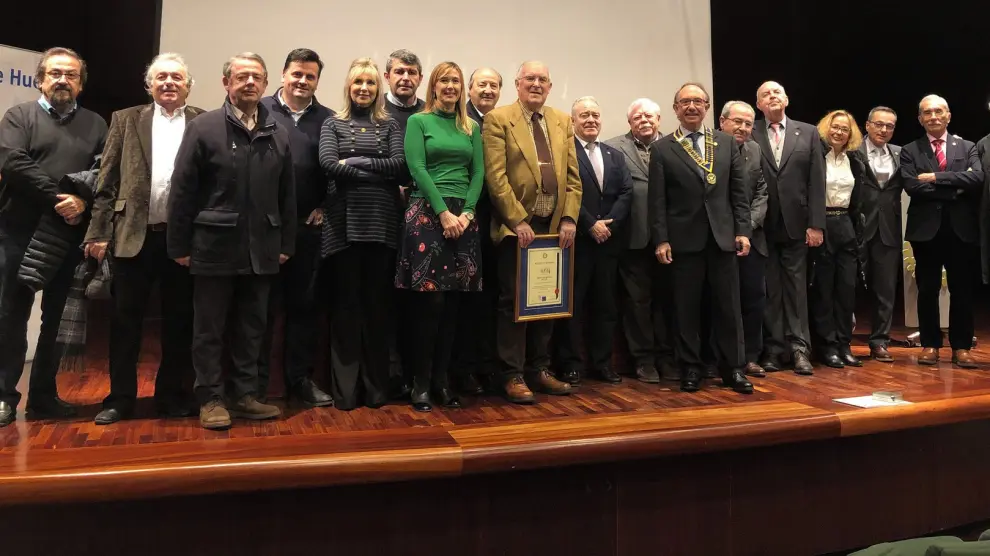 El Rotary Club de Huesca otorga su distinción a Fernando Biarge