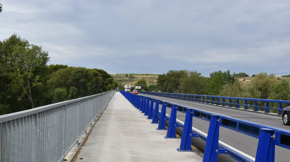 Inicio de las obras de los accesos peatonales al puente de la N-240 desde Monzón