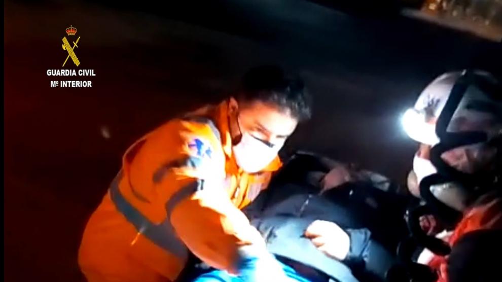 Complicado rescate de un montañero de Monzón por la oscuridad y el frío en Sallent de Gállego