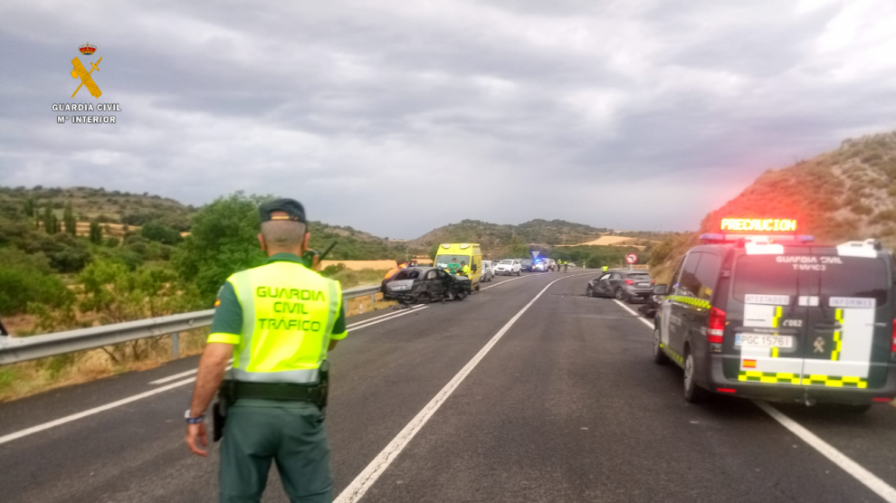 Tres personas heridas a consecuencia de la colisión de dos vehículos