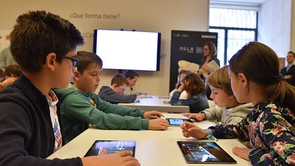 Aragón se sumará al convenio entre el Ministerio de Educación y Samsung