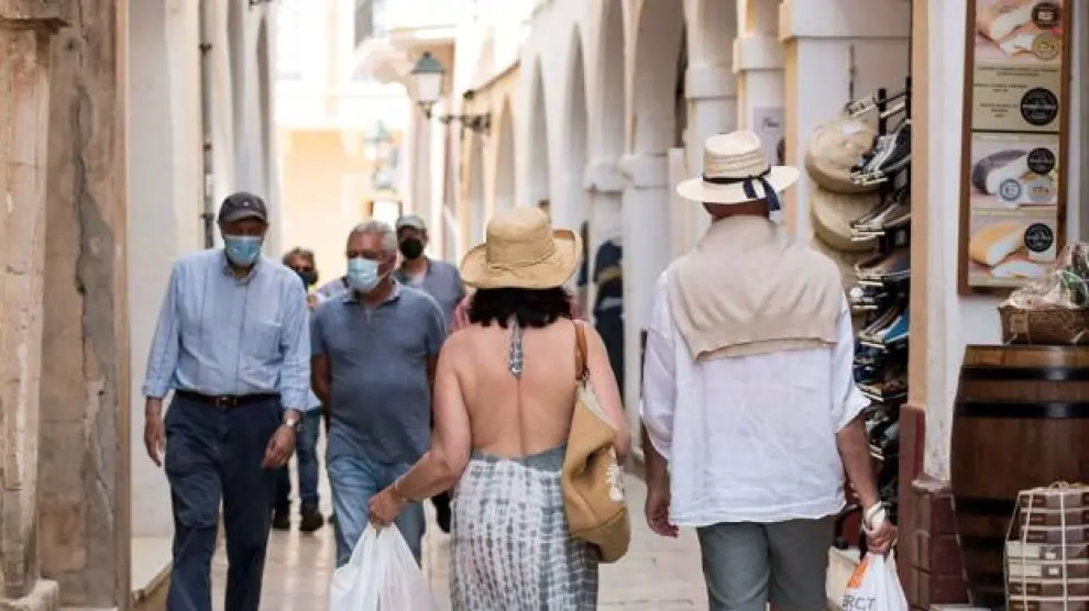 Turistas en Menorca
