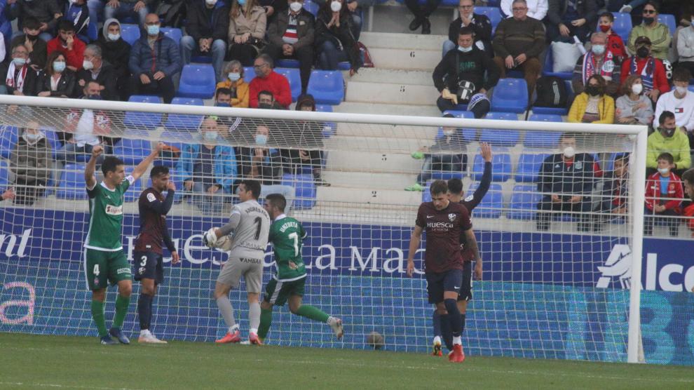 El Huesca viene de empatar ante el Amorebieta en el debut de Xisco.