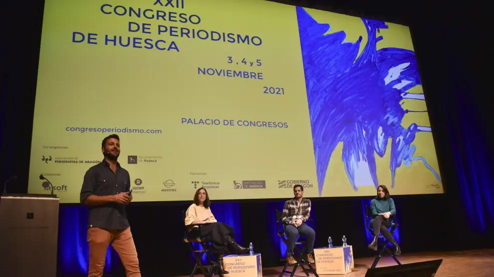 Alberto Gómez, Inma Coronel, José Luis Sastre y Paloma Esteban en el debate ayer en la mesa redonda.