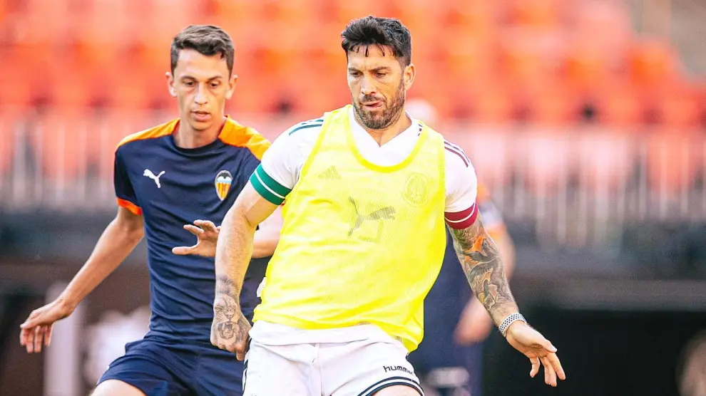 Joaquín Sorribas, jugando en Mestalla.