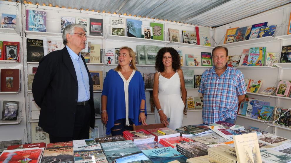 Buesa, Moratinos, Artillo (autora de las fotos del nuevo libro) y Tomás.