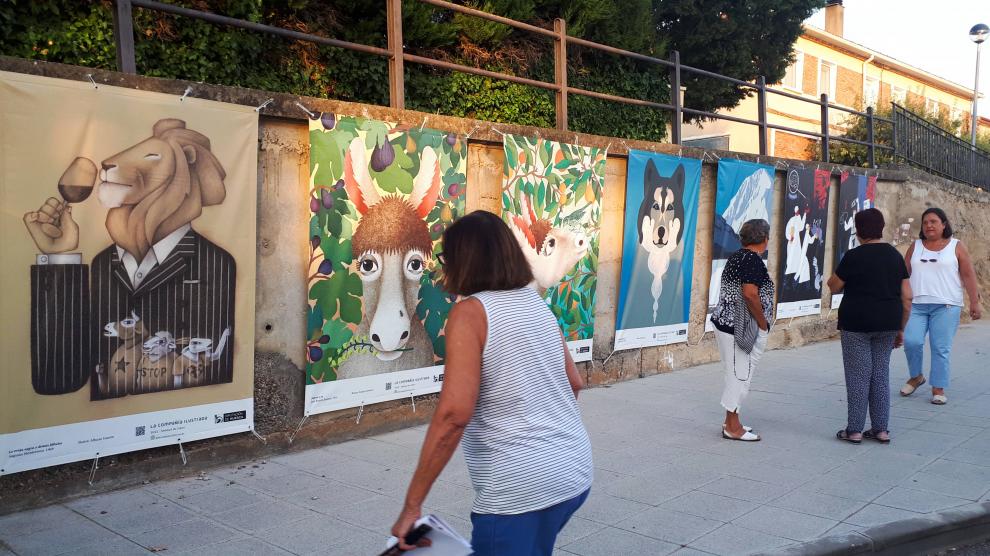 La exposición ‘Animal de libro’ se instala en espacios públicos de 37 localidades altoaragonesas.