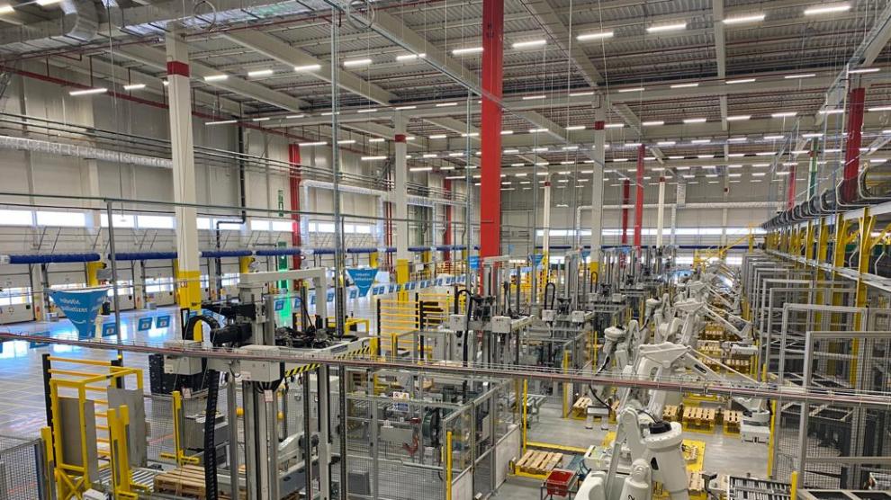 Las instalaciones, de más de 52.000 metros cuadrados, se utilizarán para el almacenamiento y gestión de productos a otros centros de primera milla.