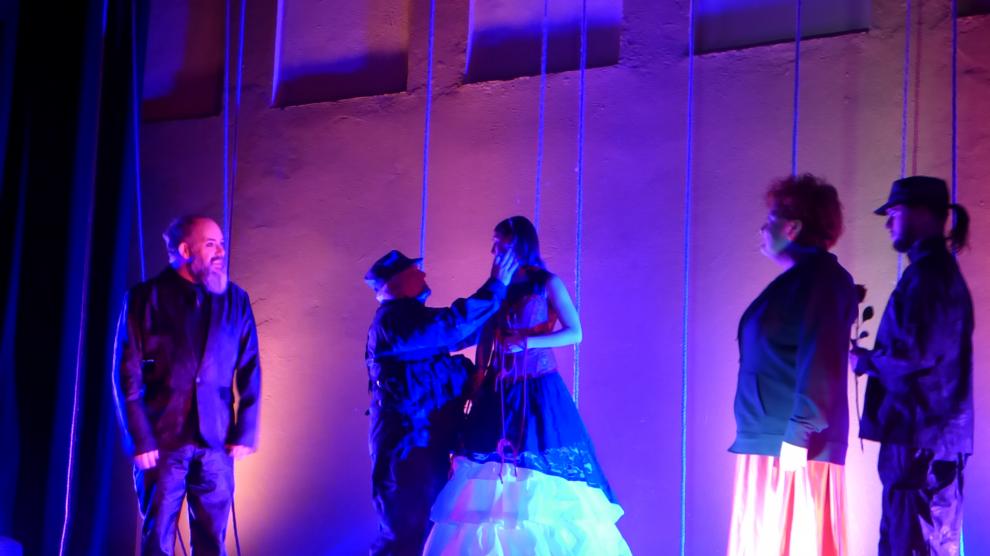 Maliayo Teatro subió al escenario del Centro Cultural Antígona. El grito de una mujer.