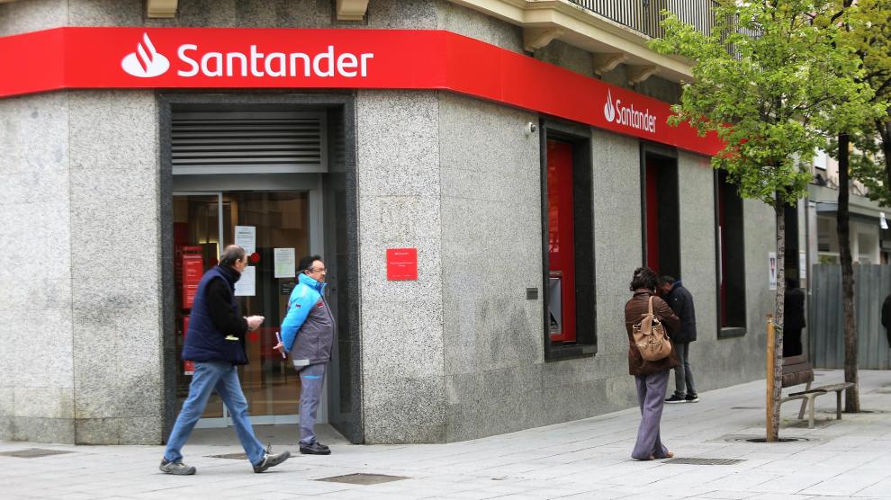 Sede del Banco Santander en la ciudad de Huesca.