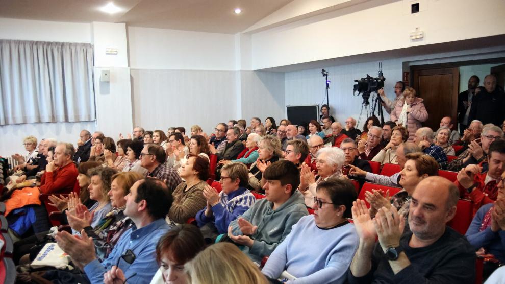 Público asistente este martes en Sabiñánigo a la gala #SoydelAltoaragón
