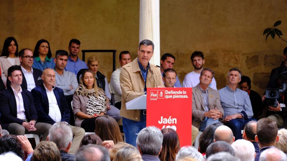 Pedro Sánchez este sábado durante su intervención en Úbeda.