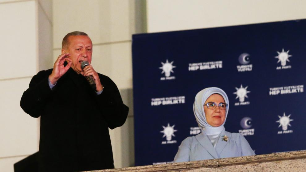 El presidente de Turquía celebró la nueva victoria en las elecciones presidenciales y parlamentarias.