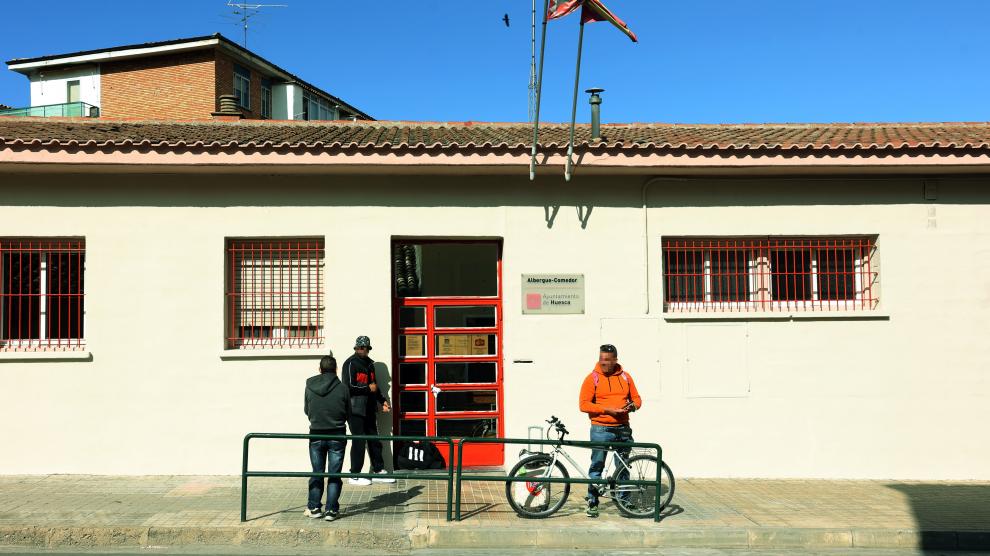 El albergue municipal está ubicado en la Ronda Montearagón.