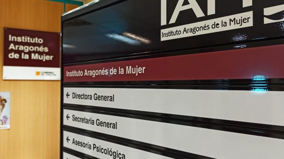 Imagen de la sede del Instituto Aragonés de la Mujer (IAM).