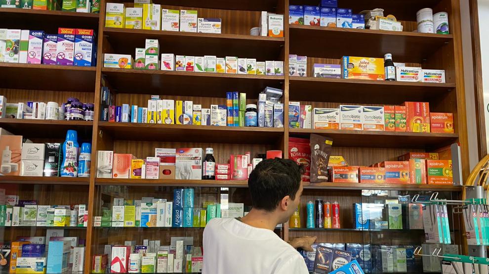 Venta de preservativos en una farmacia de la ciudad.